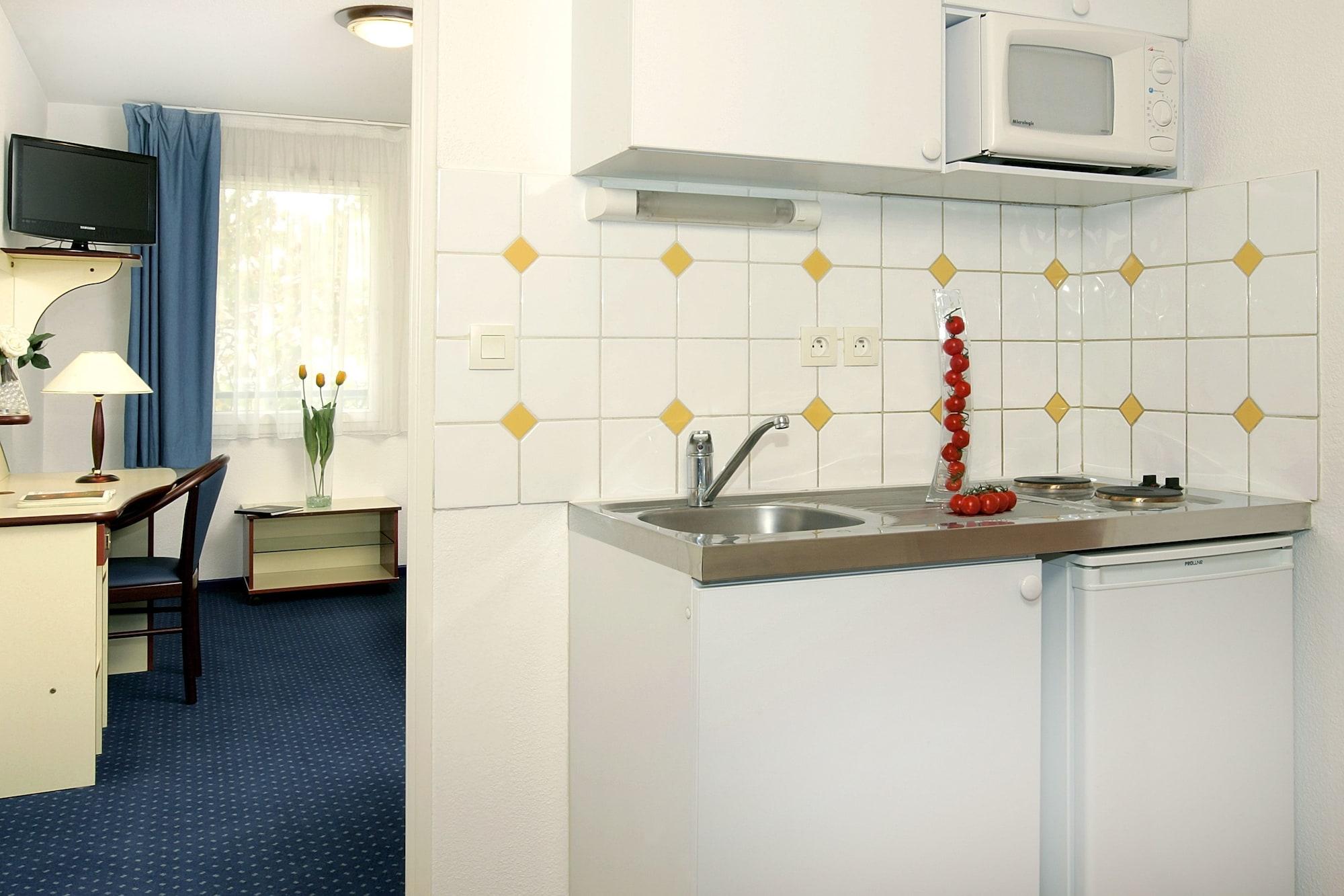 Aparthotel Appart'city Saint-nazaire Centre 2*